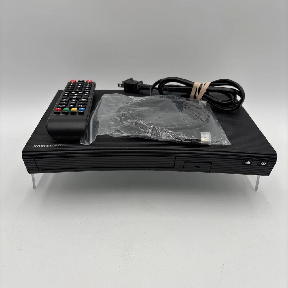 Samsung BD-JM57 Blu-ray DVD Player with Remote and HDMI Wi-Fi Streaming - TESTED
